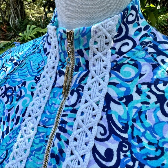 Lilly Pulitzer Janie Popover in Light Aqua spritz. - Picture 6 of 8